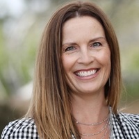 Notary Public in San Diego, California 92119, Lori Davis