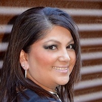 Notary Public in Pearsall, Texas 78061, Paula Manzanares