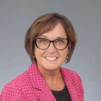 Notary Public in Redmond, Oregon 97756, Teri Lenahan