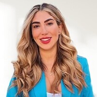 Notary Public in Chula Vista, California 91915, Mercedes Mendiola Erdmann