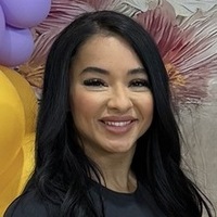Notary Public in Reedley , California 93654, Julie Gallardo