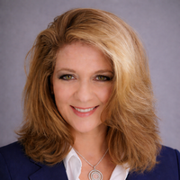 Notary Public in Redding, California 96002, Debra Danielson