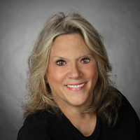 Notary Public in Dallas, Texas 75248, Donna Magro