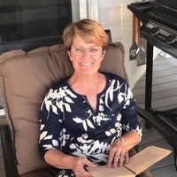 Notary Public in Vancouver, Washington 98683, Laura Montgomery