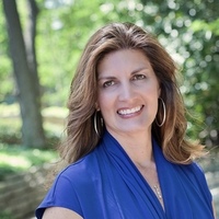 Notary Public in Dallas, Texas 75252, Quinlan Raichel