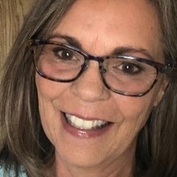 Notary Public in Phoenix, Arizona 85023, Joanne Ouellette