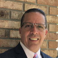 Notary Public in Orlando, Florida 32825, Victor Vergara