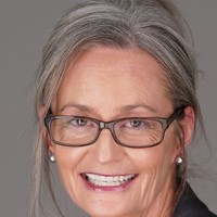 Notary Public in Bakersfield , California 93313, Kristi  Ellefsen 