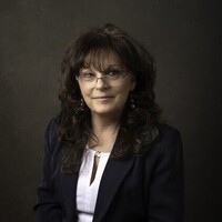 Notary Public in Lake Panasoffkee, Florida 33538, Pearl Truesdale