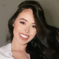 Notary Public in Miami, Florida 33145, Isabella Gates