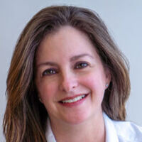 Notary Public in Salem, Oregon 97301, Andrea Madison