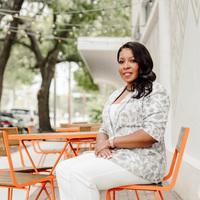 Notary Public in Houston, Texas 77044, Sophia  Carter