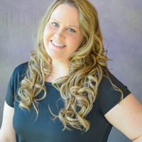 Notary Public in Chariton, Iowa 50049, Kristin Benton