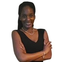 Notary Public in Dallas, Texas 75240, Shanella Pearson