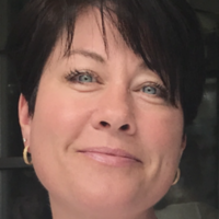 Notary Public in Phoenix , Arizona 85054, Michelle Mergenthaler