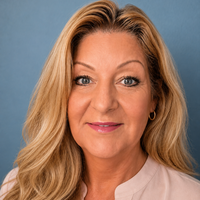 Notary Public in Sacramento, California 95825, Janelle Thompson 