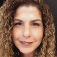 Notary Public in Miami, Florida 33196, Marta Reyes