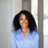 Notary Public in Houston, Texas 77070, Alexis Agee