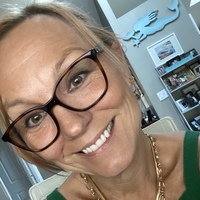 Notary Public in Bradenton, Florida 34209, Dawn Heintz 