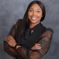 Notary Public in Houston, Texas 77004, Miana Lee