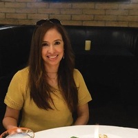 Notary Public in Laredo, Texas 78045, Angie Trevino