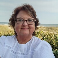 Notary Public in Newland, North Carolina 28657, Robbin Trice