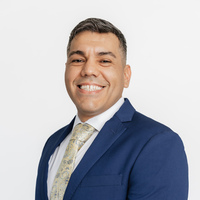 Notary Public in Phoenix, Arizona 85037, Abraham Renteria