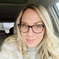 Notary Public in Denver, Colorado 80247, Chrys Kraus