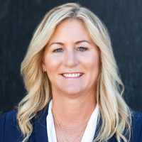 Notary Public in San Diego, California 92130, Colleen Olson