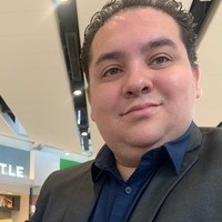 Notary Public in Phoenix, Arizona 85033, Michael Gomez