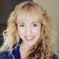 Notary Public in Saint Petersburg, Florida 33702, Wendy Meade