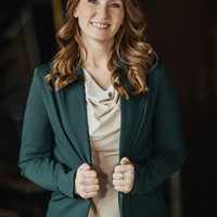 Notary Public in Chesterton, Indiana 46304, Devon K. Shields