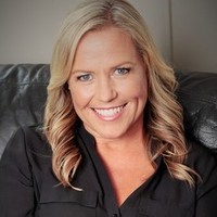 Notary Public in Escondido, California 92029, Linda Larsen