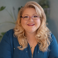 Notary Public in Tallahassee, Florida 32308, Michelle L. Henderson