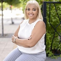 Notary Public in Houston, Texas 77082, Fallon Anderson