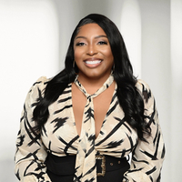 Notary Public in Dallas, Texas 75219, Anika  Wlliams