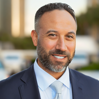 Notary Public in Miami, Florida 33145, Omar Fagundo