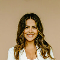 Notary Public in San diego, California 92124, Cristina Reyes