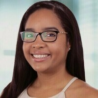 Notary Public in Chicago, Illinois 60625, Maria Unzueta