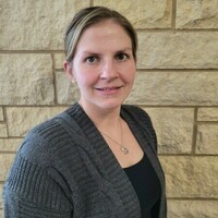 Notary Public in South St Paul, Minnesota 55075, Shalena Peterson