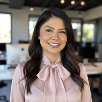 Notary Public in Huntington Beach, California 92647, Heather Wright