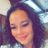 Notary Public in Chicago, Illinois 60647, Nina Rosario