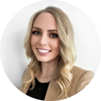 Notary Public in Visalia, California 93291, Olivia  Yale