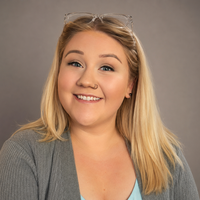 Notary Public in Algona, Washington 98001, Mia Bowman