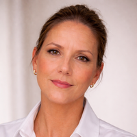 Notary Public in OCALA, Florida 34481, Jodie Mahns