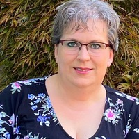 Notary Public in Everett, Washington 98208, Julie  Smith