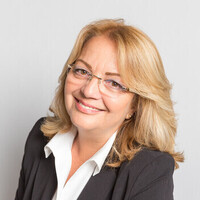 Notary Public in West Palm Beach, Florida 33417, Arminda Vidal