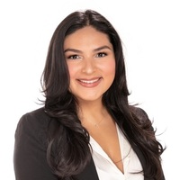 Notary Public in Miami, Florida 33155, Andrea Salgado