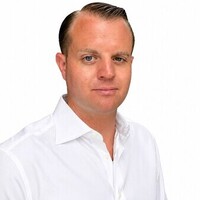 Notary Public in Miami, Florida 33133, Brett Ballinger