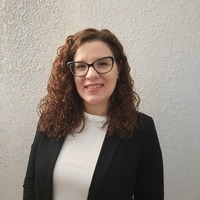 Notary Public in Miami, Florida 33177, Elizabeth Hernandez